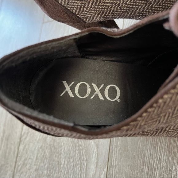 Xoxo Brown Suede Oxford Heels - Size 8 - Picture 3 of 7
